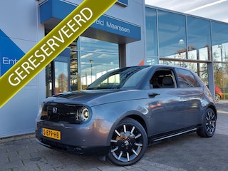 Honda e 36kwh Advance 17" | Navi | Apple Carplay+Android Auto | Clima | Adap.Cruise | Dodehoek+Rijstrooksensor | Keyless Entry | Led Koplampen | Pdc V+A+Camera | Stoel+Stuurverwarming | Privacy Glass
