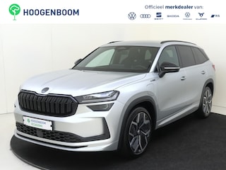 Skoda Kodiaq 1.5 TSI PHEV Sportline Business | Trekhaak | Achteruitrijcamera | 3-zone airco | Dodehoek detectie | Keyless | LED matrix verlichting | Adaptieve cruise control | Stoel- en stuurwielverwarming |