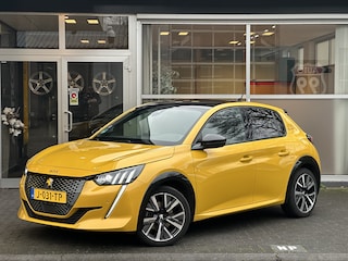 Peugeot 208 1.2 PureTech GT-Line CLIMA / CRUISE / PANO / 3D / CAMERA