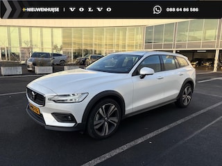 Volvo V60 2.0 B5 AWD Ultimate | Bowers & Wilkins audio | Voorstoelen met massagefunctie | 20" | Stoel-/Stuurverwarming | Trekhaak | Gelamineerd glas | 360 Camera | Standkachel | Keyless Entry | Dodehoekdetectie | Google | Volvo On Call | Carplay |
