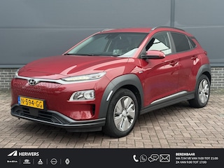 Hyundai Kona EV Fashion Design 64 kWh / Eerste Eigenaar / Dealer Onderhouden / Trekhaak / SOH 100% / Head-Up Display / Adaptive Cruise / Stoel Verwarming / Achteruitrij Camera / Keyless /