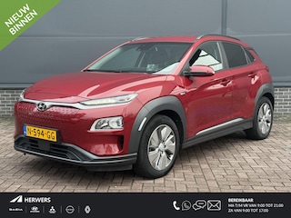 Hyundai Kona EV Fashion Design 64 kWh / Eerste Eigenaar / Dealer Onderhouden / Trekhaak / SOH 100% / Head-Up Display / Adaptive Cruise / Stoel Verwarming / Achteruitrij Camera / Keyless /