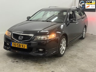Honda Accord Tourer 2.0i Comfort / NIEUWE APK / NAP / RIJDT SCHAKELT GOED