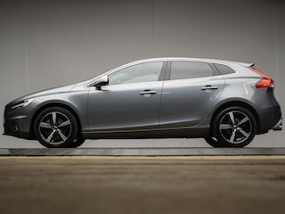 Volvo V40 2.0 T4 Business Sport R-Design (PANORAMADAK,NAVI,STOELVERWARMING,CAMERA,LEDER,TREKHAAK,CRUISE,CLIMATE,GETINT,NETTESTAAT)