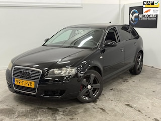 Audi A3 Sportback 1.6 Attraction / NAP / NIEUWE APK / AIRCO KLIMAT / LM VELGEN