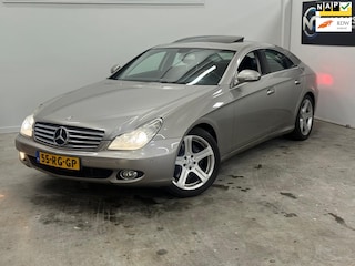 Mercedes-Benz CLS 500 / SCHUIFKANTELDAK / VOLLEDIG ONDERHOUDEN / NAP