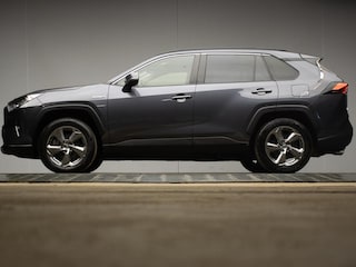Toyota RAV4 2.5 Hybrid Business Intro (APPLE CARPLAY,NAVI,LEDER,STOELVERWARMING,CAMERA,CRUISE,CLIMATE,GETINT,PDC,NETTESTAAT)