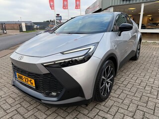Toyota C-HR 1.8 Hybrid  140 TEAM D Rijklaar met Garantie