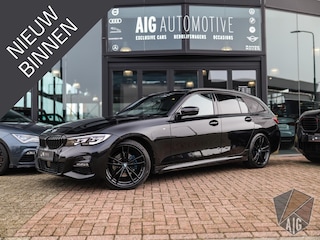 BMW 3-serie Touring 320d xDrive High Executive | M-Sport | Camera | Trekhaak | Pano | Keyless