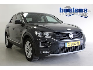 Volkswagen T-Roc 1.5 TSI Sport | CARPLAY | D-GLAS | ACC | CARPLAY | 17'LMV | CLIMA | LED | PDC | SPORT-INT! |