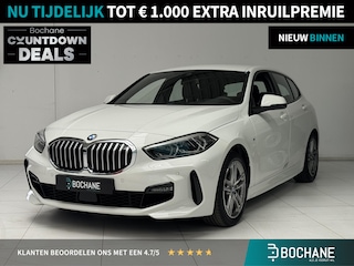 BMW 118i High Executive | Stoelverwarming | Navi | PDC | Clima |