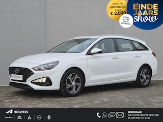 Hyundai i30 Wagon 1.0 T-GDi MHEV Comfort Smart Automaat / Navigatie via Apple Carplay of Android Auto / Stuur en Stoel verwarming / Achteruitrijcamera / Cruise control / Keyless Entry/Start / Climate control /