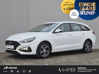 Hyundai i30 Wagon 1.0 T-GDi MHEV Comfort Smart Automaat / Navigatie via Apple Carplay of Android Auto / Stuur en Stoel verwarming / Achteruitrijcamera / Cruise control / Keyless Entry/Start / Climate control /