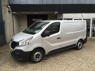 Renault Trafic 1.6 dCi T27 L1H1 Turbo2 Energy / ENGINE PROBLEM / NOT START / 3 PERSOONS / EX 21% BTW / METALLIC