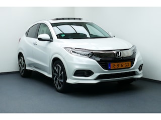Honda HR-V 1.5 i-VTEC Executive. Panodak, Navi, Camera, StoelVerw, Haak 1000kg