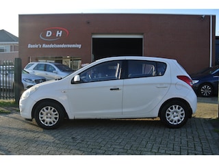 Hyundai i20 1.2i DynamicVersion airco inruil mogelijk