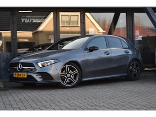 Mercedes-Benz A-klasse 180 AMG NIGHT | SFEERVERLICHTING | APPLE CARPLAY | CAMERA | ANDROID AUTO | NAP | DEALER ONDERHOUDEN