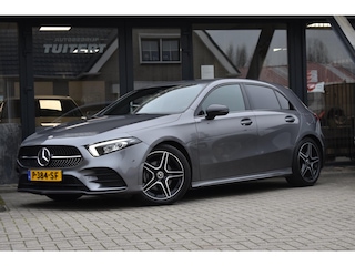 Mercedes-Benz A-klasse 180 AMG NIGHT | SFEERVERLICHTING | APPLE CARPLAY | CAMERA | ANDROID AUTO | NAP | DEALER ONDERHOUDEN