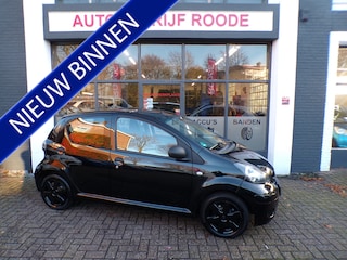 Toyota Aygo 1.0-12V BLACKLINE AIRCO,2 EIGENAAR, NIEUWE APK !!!