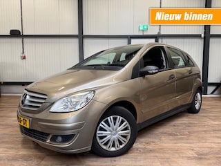 Mercedes-Benz B-klasse / AIRCO / TREKHAAK / 5-DRS /