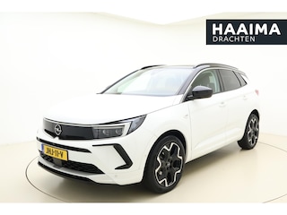 Opel Grandland 1.2 Turbo Ultimate Automaa130 PK Automaat | Achteruitrijcamera | Alcantara bekleding |  Climate Control | Navigatie | Adaptive Cruise control | Stoel + stuurwielverwarming | Elektrische achterklep | Voorruitverwarming
