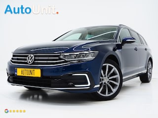 Volkswagen Passat Variant 1.4 TSI PHEV GTE R-Line | Panoramadak | Massage | Trekhaak | Camera | Adaptive Cruise | Carplay