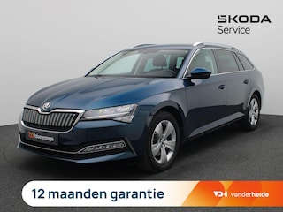 Skoda Superb Combi 1.4 TSI iV Business Edition 218PK DSG Trekhaak, Achteruitrijcamera, Keyless, Virtual Cockpit, Cruise Control, Navi, Apple Carplay/Android Auto, 17" LM Velgen