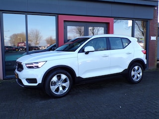 Volvo XC40 2.0 T4 Momentum Camera Leer Trekhaak NAP Nieuwstaat!!!