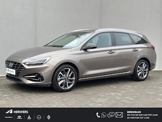 Hyundai i30 Wagon 1.0 T-GDi MHEV Comfort Smart 30th Edition / Fabrieksgarantie tot 08-2027 / Dealer onderhouden / Navigatie / Stuur- en stoelverwarming / Achteruitrijcamera / Apple Carplay Android / 17" LM wielen /