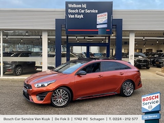 Kia ProCeed 1.6 T-GDi GT / Automaat / NL-Auto / 204 PK / Dealer-Onderhouden / 1e-Eigenaar / Open-Panodak / Adaptieve Cruise-Control Stop&Go met Stuurhulp / Climate-Control / JBL Premium-Audio / Elektr.-Stoelen met Geheugen / Stuur-/Stoelverwarming V+A / Keyless / LED / Dodehoek-Detectie / Draadloze-Telefoonlader / Apple-Carplay & Android-Auto / DAB Radio-Bluetooth / Navi / Verwarmde-Voorruit / Elektr.-Achterklep / PDC V+A met Camera / 18'' LMV / ENZ.