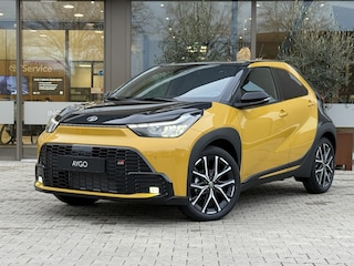 Toyota Aygo Hybrid 115 GR Sport | bi-tone metallic | 18''