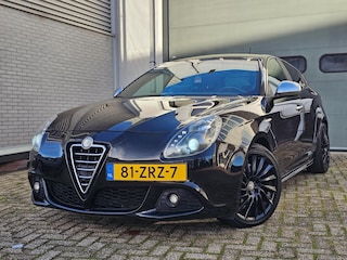 Alfa Romeo Giulietta 1.4 T Sport LPG G3 bj 2013 AUTOMAAT Vol Opties !! Nette auto!