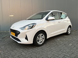 Hyundai i10 1.0 66pk Comfort 1.0 67pk Comfort Facelift | LED | Airco | Carplay | Navigatie | Bluetooth | Cruise control | 1e Eigenaar