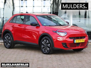 Fiat 600 e RED 54 kWh | Automaat | Climate / Park. Sensoren / Apple Carplay