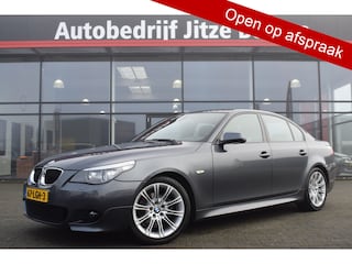 BMW 520i Automaat M-Sport LCI | Zwart Leder | Full Map Navi | Elek. Stoelen | HiFi Proffesional | Afn. Trekhaak | Volledig Onderhouden!!
