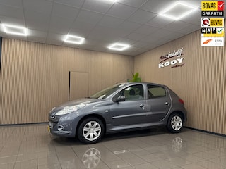 Peugeot 206 1.4 XS * Distributie vervangen / Airco / Cruise control / NL Auto *