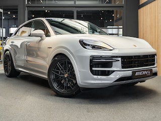 Porsche Cayenne E-Hybrid 18-weg Head-Up 3.0 E-Hybrid Volleder BOSE Achteras