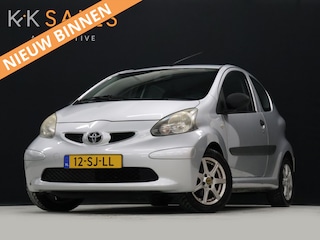 Toyota Aygo 1.0-12V [LICHTMETALEN VELGEN, CD-SPELER, RADIO, 12-VOLTAANSLUITING, AUX INGANG, NIEUWSTAAT]