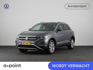 Volkswagen T-Roc 1.5 TSI Style 150 pk Automaat (DSG) | Navigatie | Trekhaak (afneembaar) | Parkeersensoren (Park assist) | Adaptieve cruise control | Stoelverwarming |