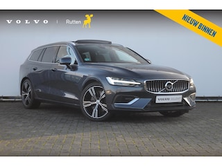 Volvo V60 T6 340PK Automaat Recharge AWD Inscription /  Bowers en Wilkins / Adaptieve cruise control/ Panoramadak/ 19” velgen/ BLIS/ Trekhaak/ Stoel en stuurwielverwarming/ Parkeersensoren met 360 Camera/ Elektrische stoelen met geheugen/ Apple carplay/ Keyless entry/ Head up display