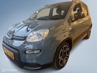 Fiat Panda 1.0 Hybrid City Life, trekhaak, parkeersensoren achter, Carplay