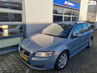 Volvo V50 1.6D S/S Summum / climate control / trekhaak / navigatie
