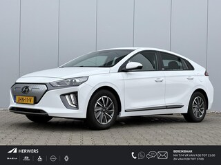 Hyundai Ioniq Comfort EV 38 kWh / Fabrieksgarantie tot 1/2027 / Stoel-Stuurverwarming / Apple Carplay/Android Auto / Automaat / Navigatie /
