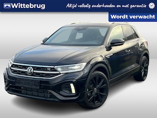 Volkswagen T-Roc 1.5 TSI 150pk R-Line DSG AUTOMAAT / Navigatie / LM 19 inch / Lederen bekleding / Digital Cockpit Pro / AFN.Trekhaak UNIEKE KILOMETERSTAND!!