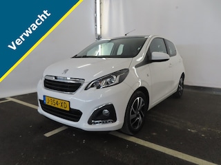 Peugeot 108 VERWACHT! 1.0 e-VTi ALLURE + APPLE CARPLAY/LMV/ECC (1e EIG.)