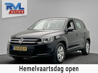 Volkswagen Tiguan 1.4 TSI Comfort&Design Edition Stoelverwarming Navigatie Trekhaak