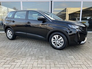 Peugeot 5008 1.2 PureTech Active Lmv / Clima / Led / 7pers