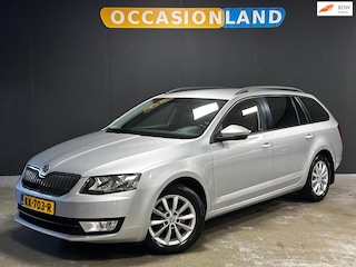 Skoda Octavia Combi 1.0 TSI Greentech Ambition Business|TREKHAAK|CAMERA|CRUISE|BLUETOOTH|NAVI|16INCH|