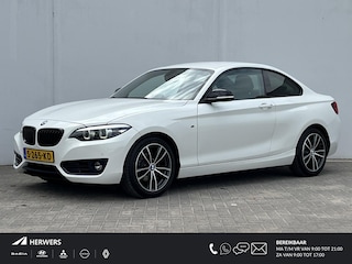 BMW 2-serie Coupé 218i Executive Sport Line Business / Automaat / Cruise- en Cruise Control / Verwarmde Voorstoelen / Keyless Start / Parkeersensoren voor + achter / Navigatie full map / M Leder Sportstuur / Lichtmetalen velgen dubbel spaak / Bluetooth /