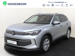 Volkswagen Tiguan 1.5 eHybrid Life Edition | Trekhaak | Parkeerassistent | Adaptieve demping systeem | 3-zone airco | Dodehoek detectie | Keyless | Stoel- en stuurwielverwarming |